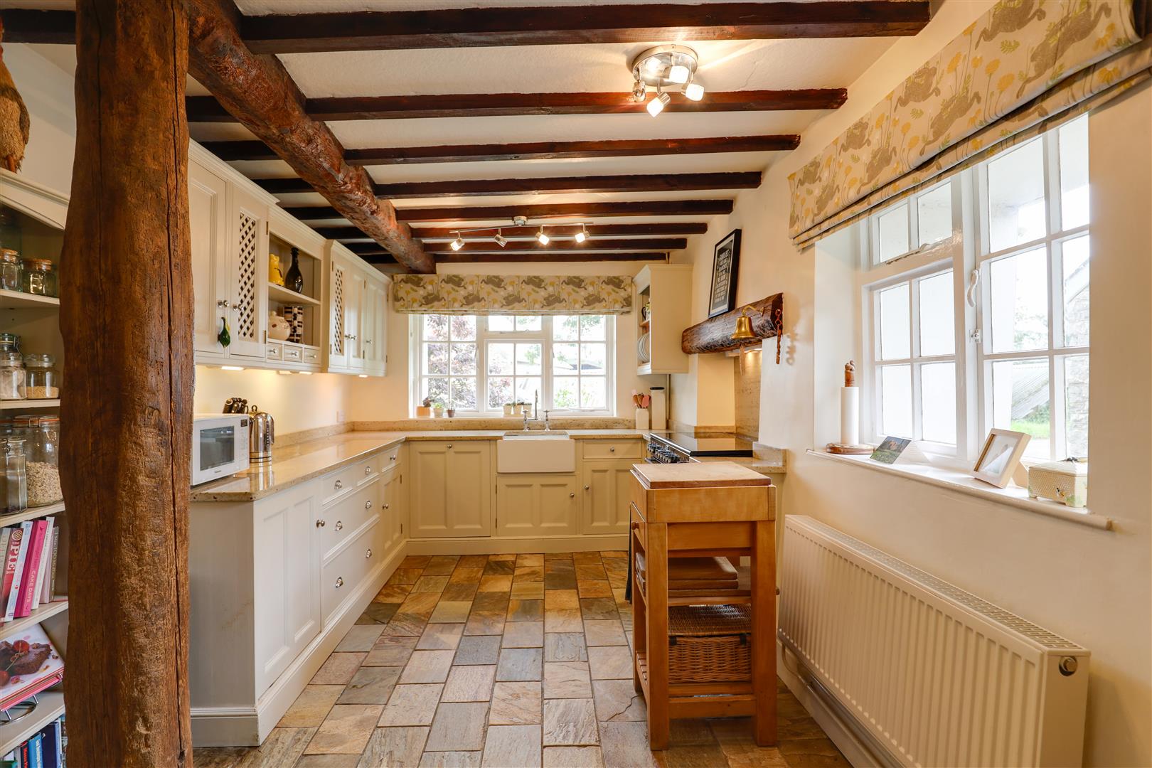 Watts & Llampha Cottage, Llampha, Nr Ewenny, Vale Of